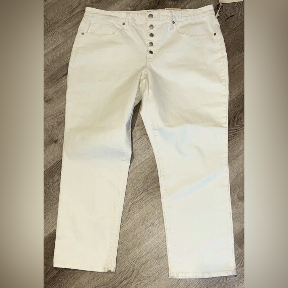 NWT UNIVERSAL THREAD High-Rise Straight Crop Cream Tan Neutral Jeans